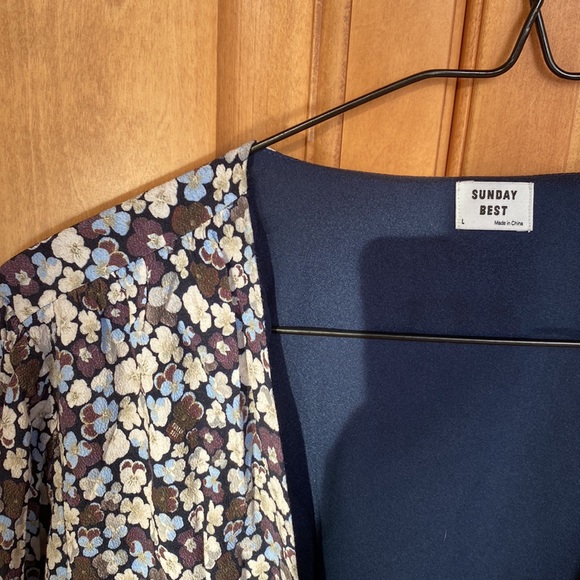 Top - Picture 3 of 8